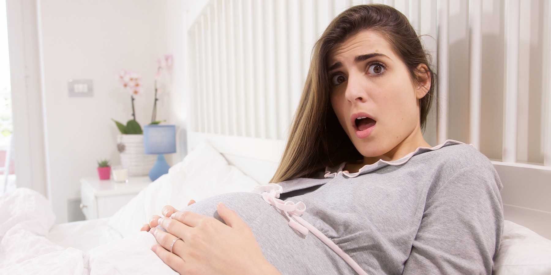 Сводная сестра испугалась беременности от брата