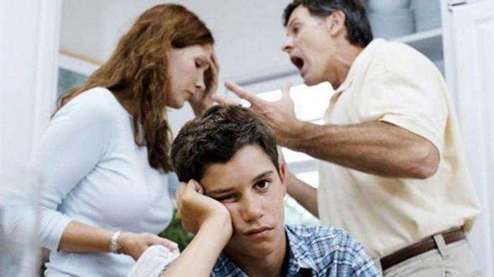 Семейный тиран – варианты семейного насилия