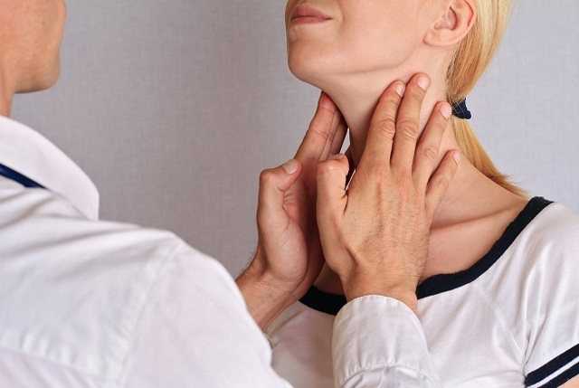Ком в горле при всд – симптомы и как убрать спазм?