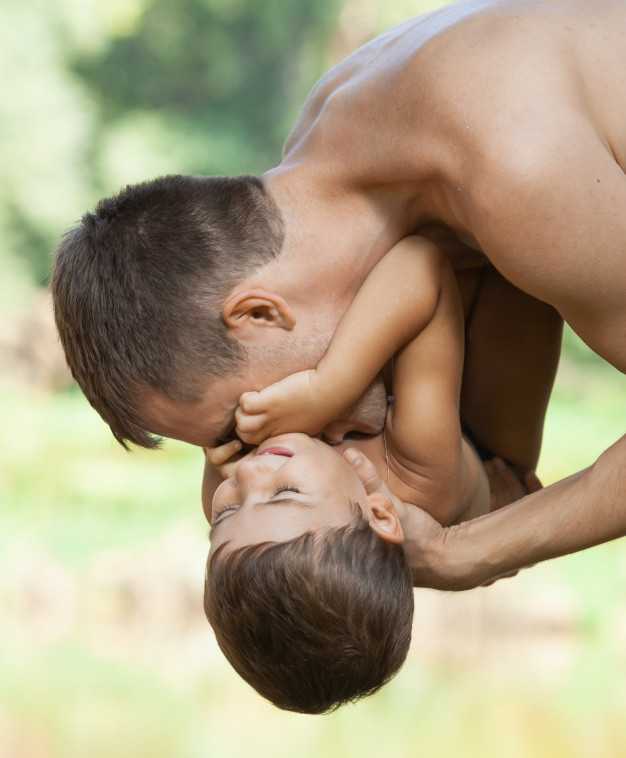 Психология: муж целует ноги - бесплатные статьи по психологии в доме солнца