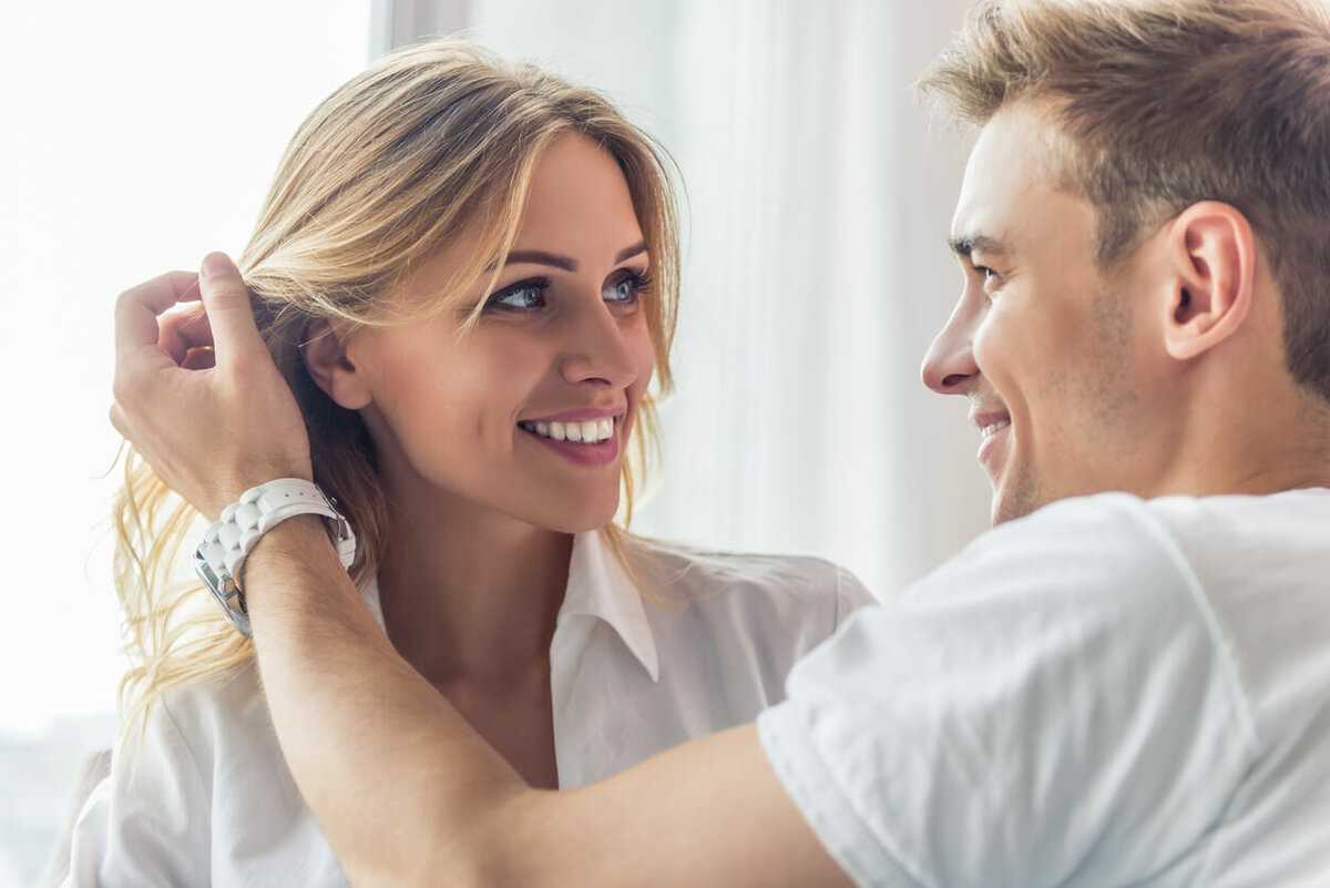 10 цепляющих вещей, которые делают женщину чертовски привлекательной в глазах мужчины