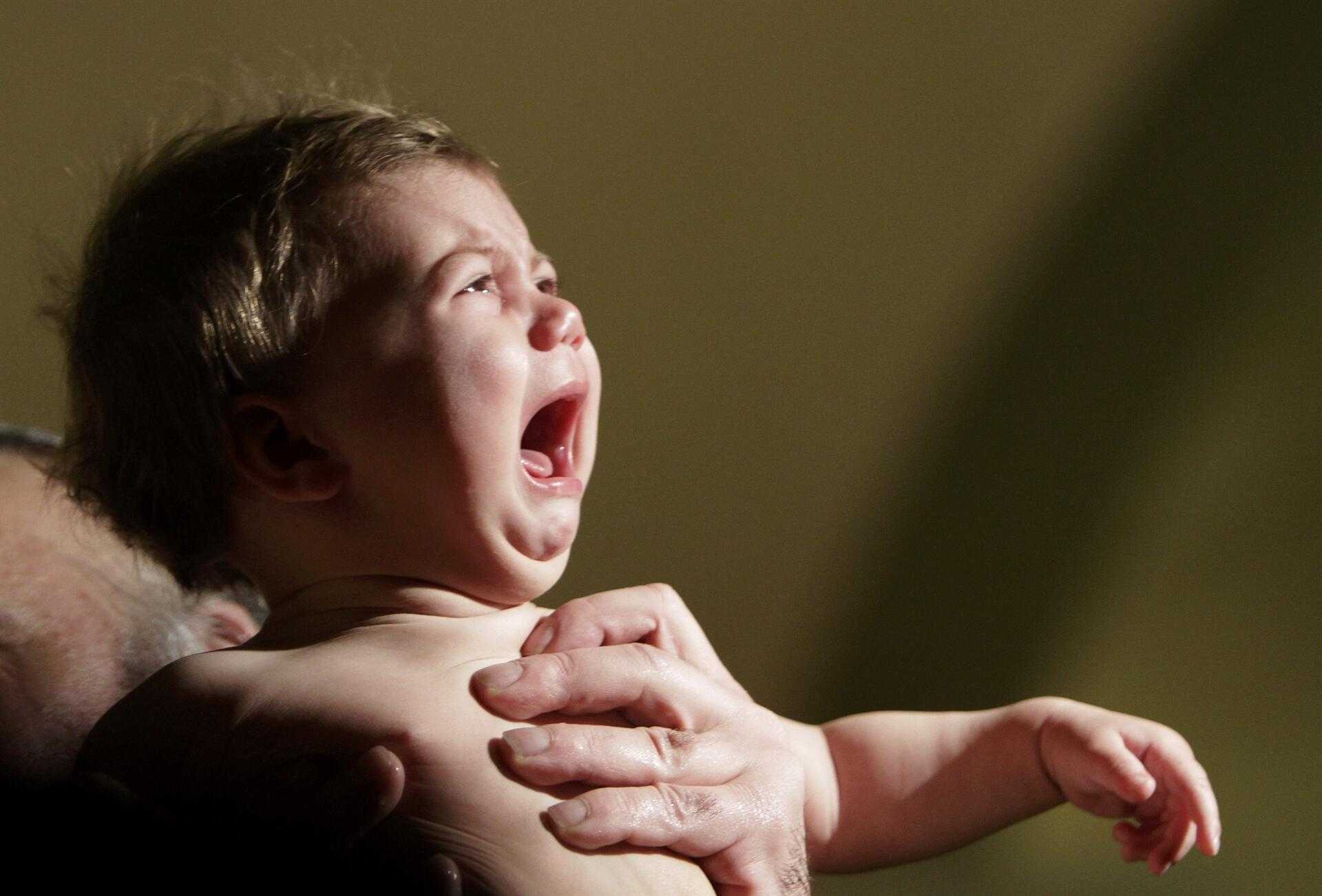 Как снять испуг у ребенка маме самой: лечение в домашних условиях травами