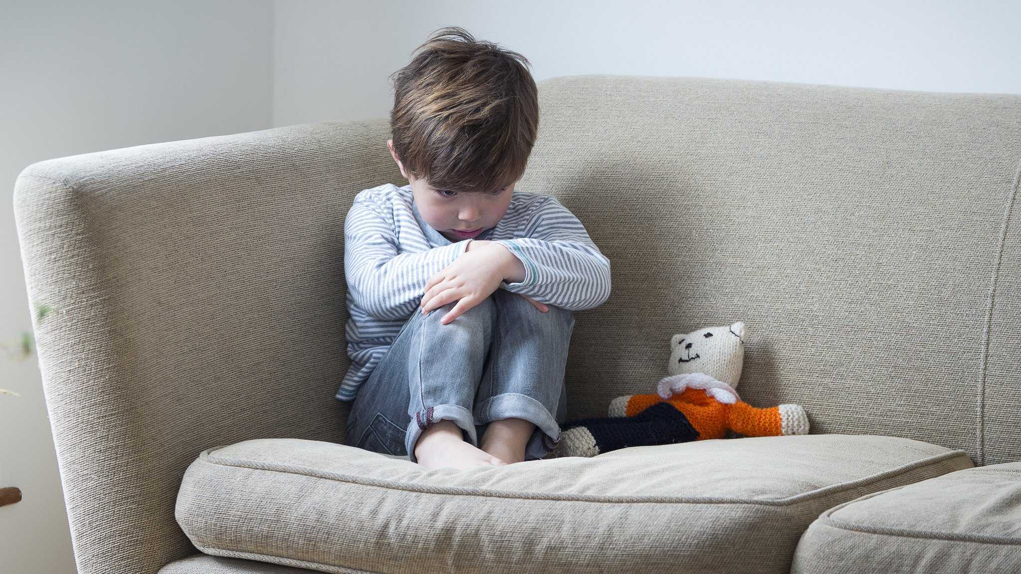 Депрессия у детей: причины, симптомы и лечение - sammedic.ru