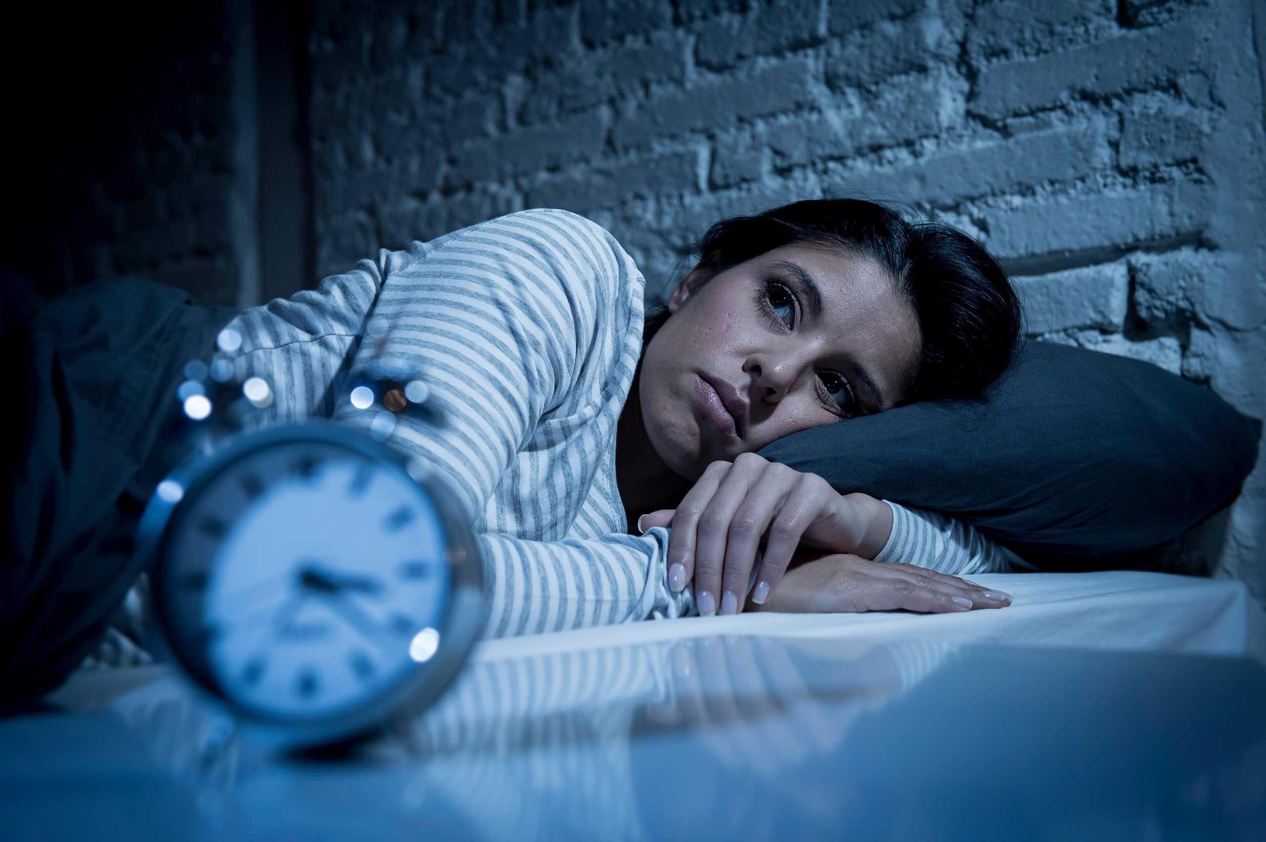 Тревога по утрам после сна: причины, симптомы, как избавиться