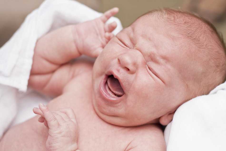 Тремор у новорожденных: причины и лечение
