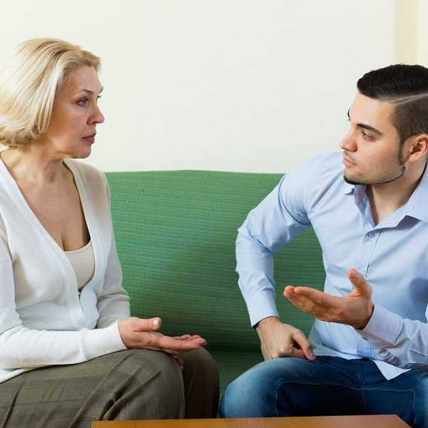 Как наладить отношения с сыном-подростком: мнение психолога