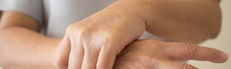 Что такое тремор или как называется болезнь когда трясутся руки