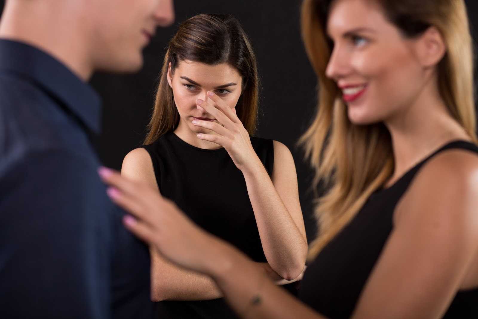 Страх перед серьезными отношениями у мужчин и женщин: почему, как побороть фобию