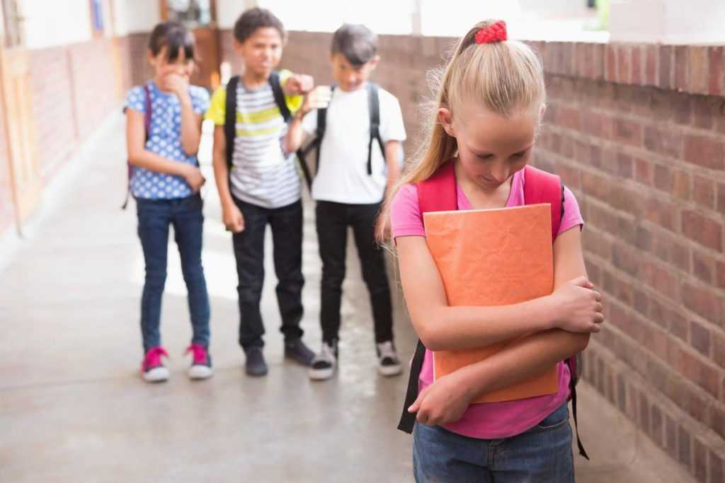 10 советов, если ребенка обижают в школе, что делать