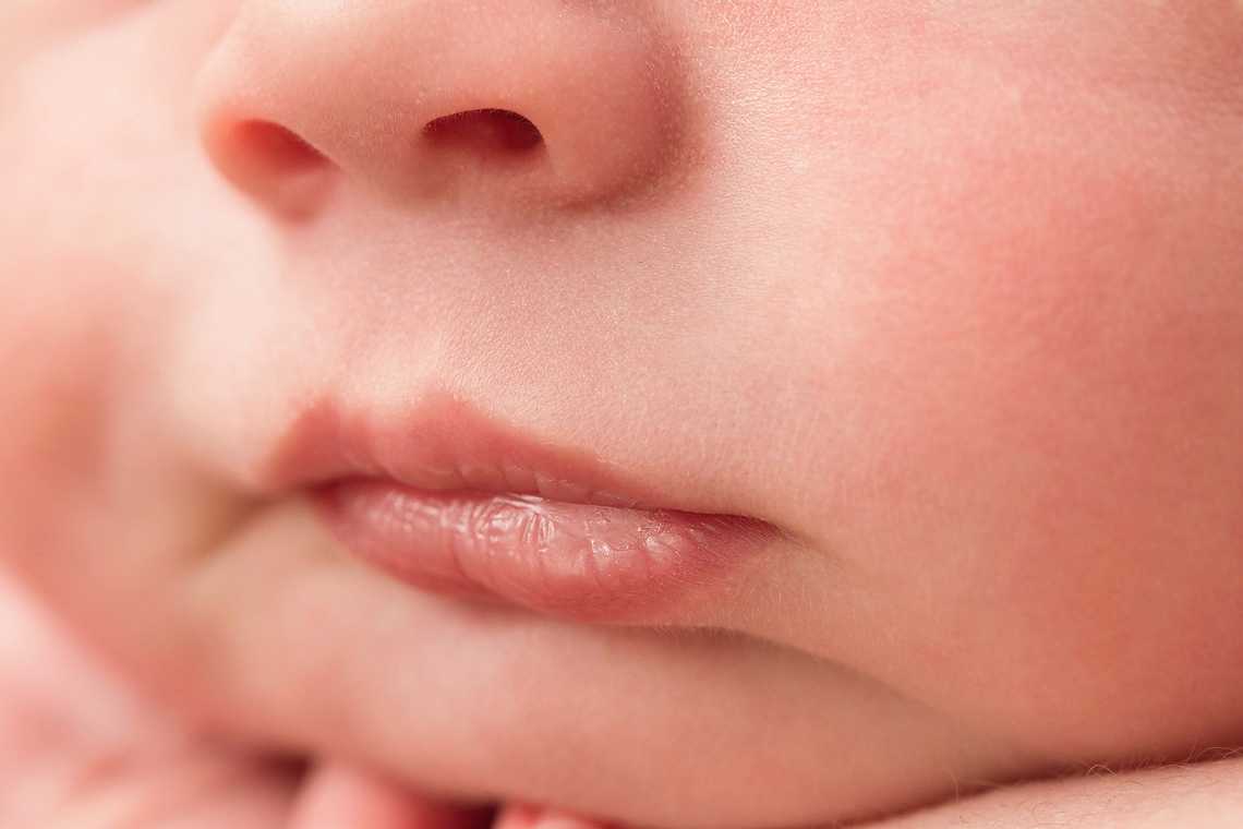 Тремор у новорожденных – причины, лечение