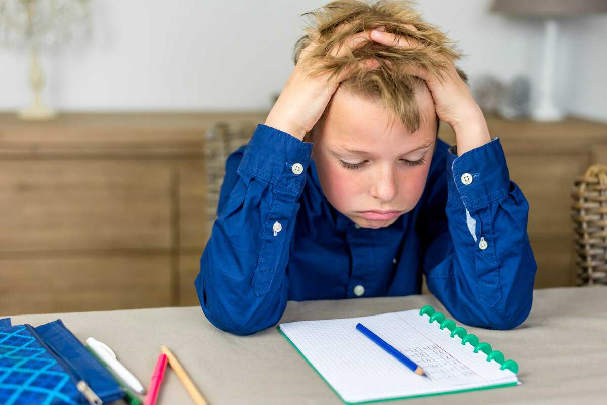 Ребенок не хочет идти в школу, что делать? отвечает психолог
