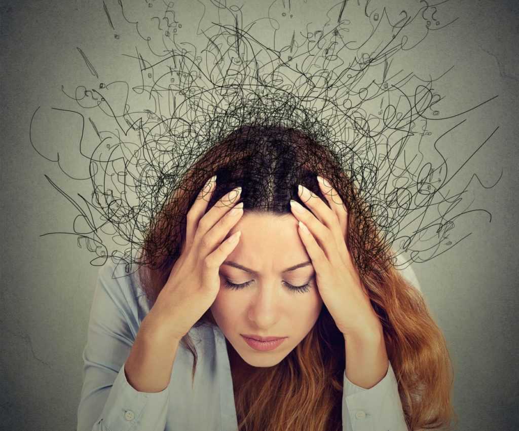 Как избавиться от навязчивых мыслей и страхов в голове: советы психологов