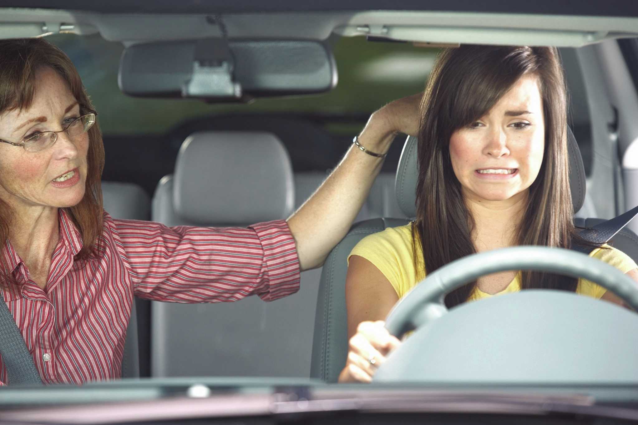 Как побороть страх вождения автомобиля новичку женщине быстро