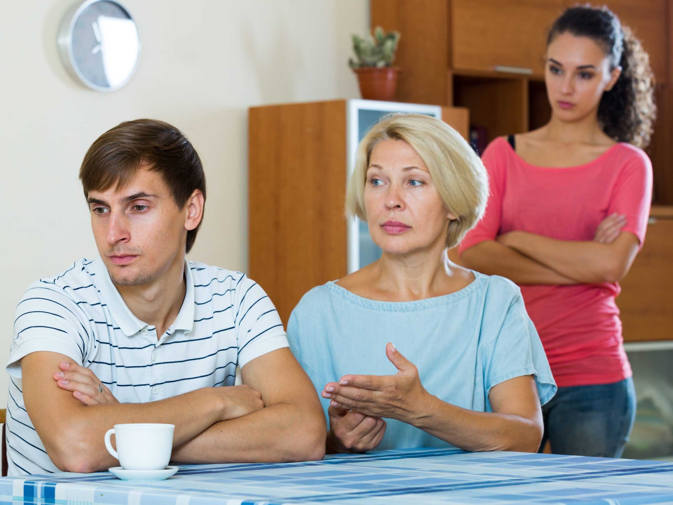 Как общаться с отцом своего ребенка после развода? 6 советов для мам