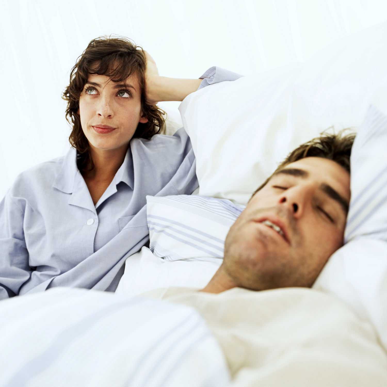 Почему человек разговаривает во сне - паталогия, причины, лечение