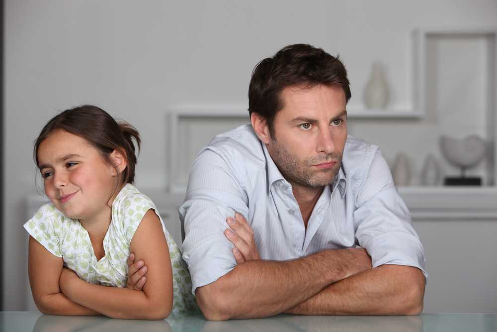 Как подружить ребенка с отчимом и как избежать проблем в их отношениях?