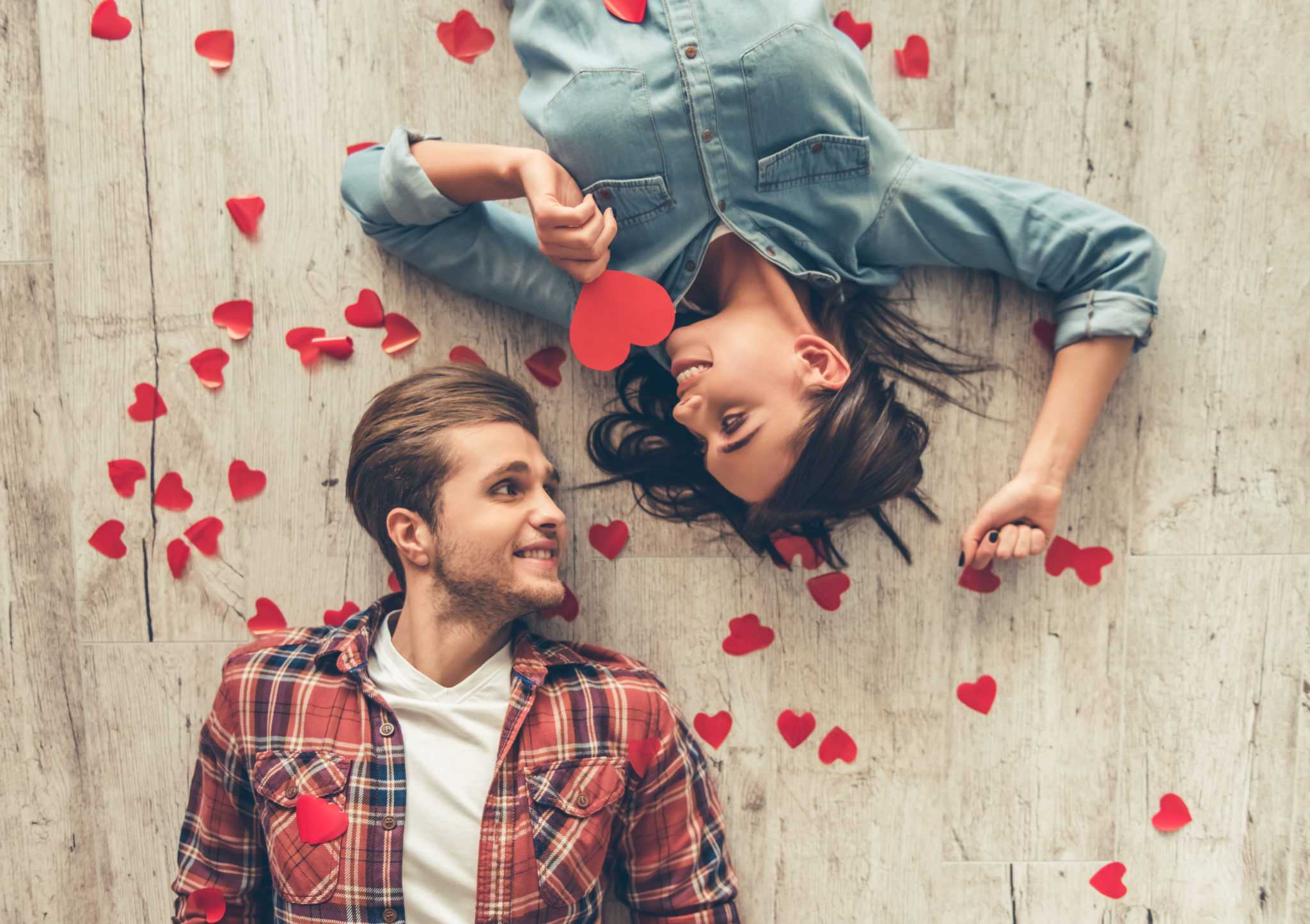 Как понять, что любимый мужчина тебя любит — 12 признаков