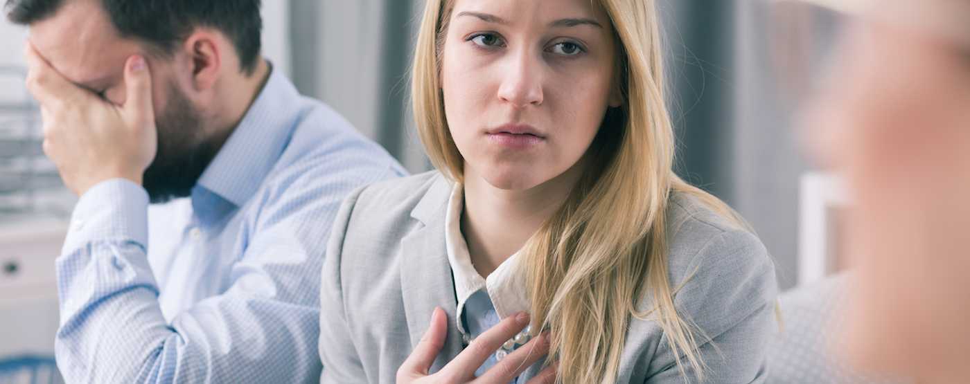 Почему женщина изменяет мужу — психология и причины женской неверности