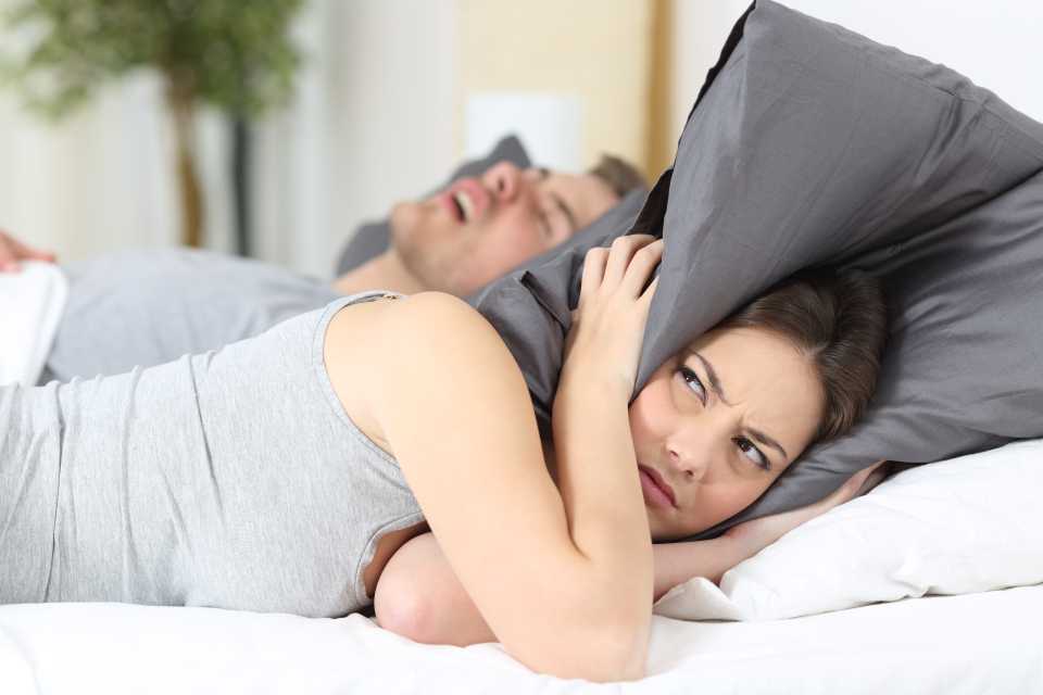 Почему взрослый человек кричит во сне: основные причины