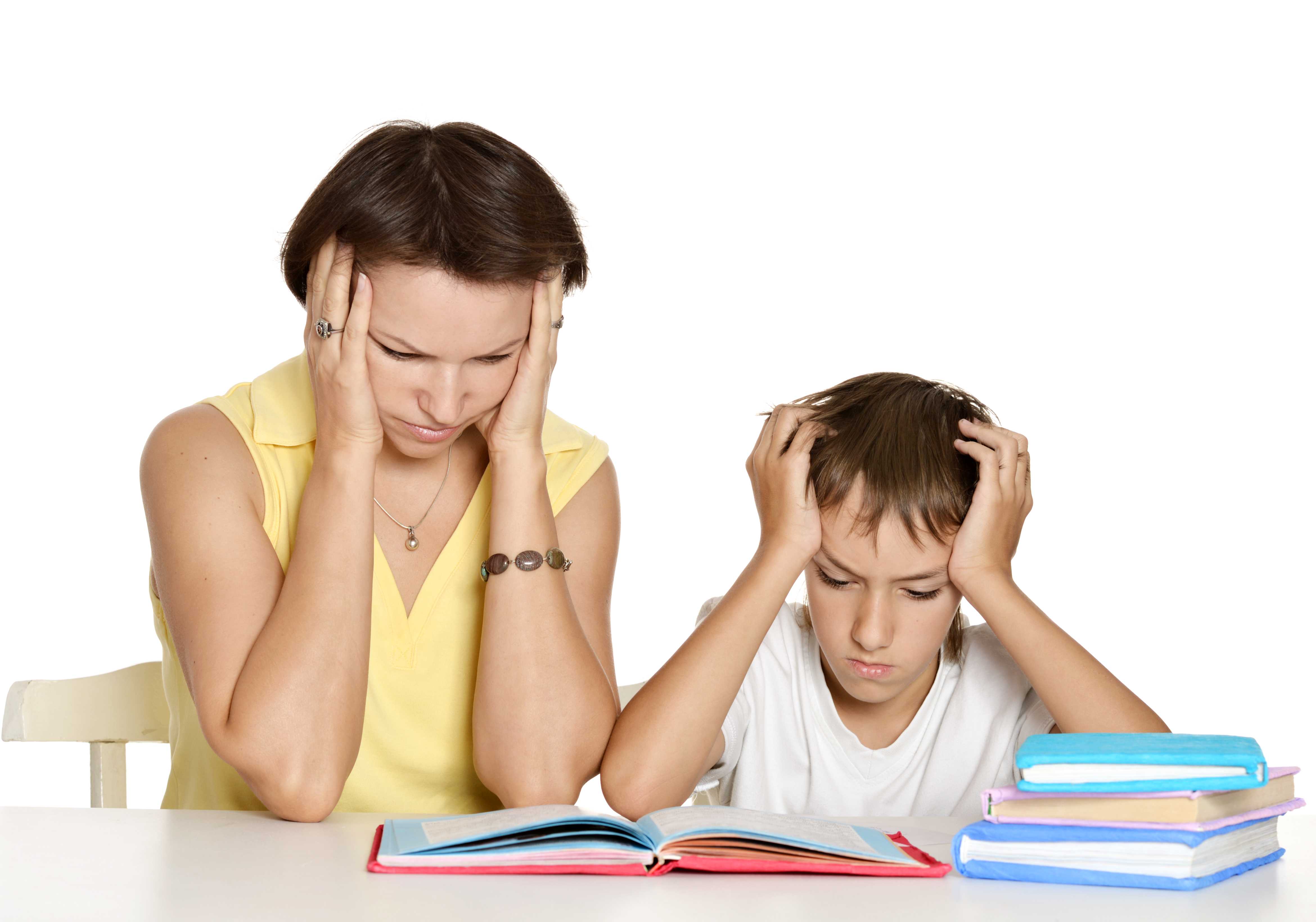 Ребёнок стесняется отвечать на уроке: советы психолога, причины проблемы, типичные ошибки родителей