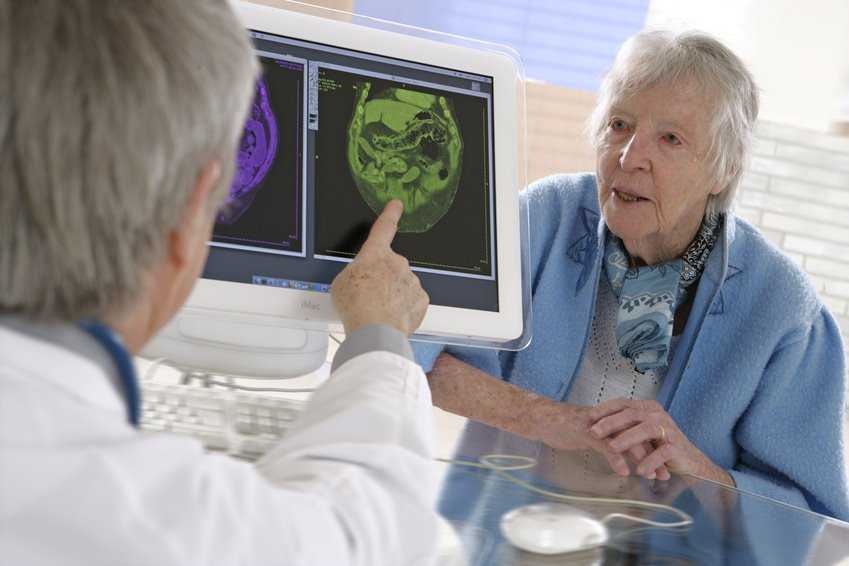 Болезнь альцгеймера: что это такое, первые симптомы, признаки, причины, лечение