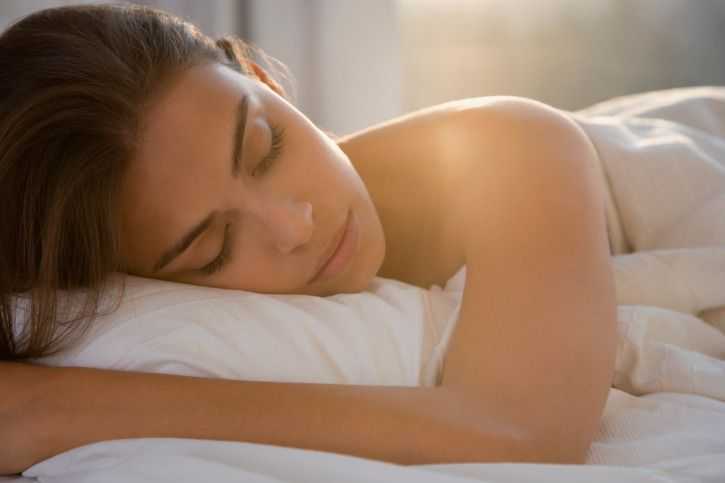 Причины и лечение сонного паралича
