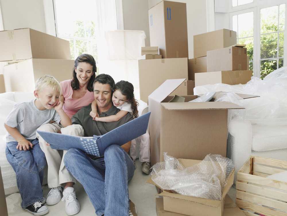 Как сказать родителям о переезде: на съемную квартиру, к парню или девушке