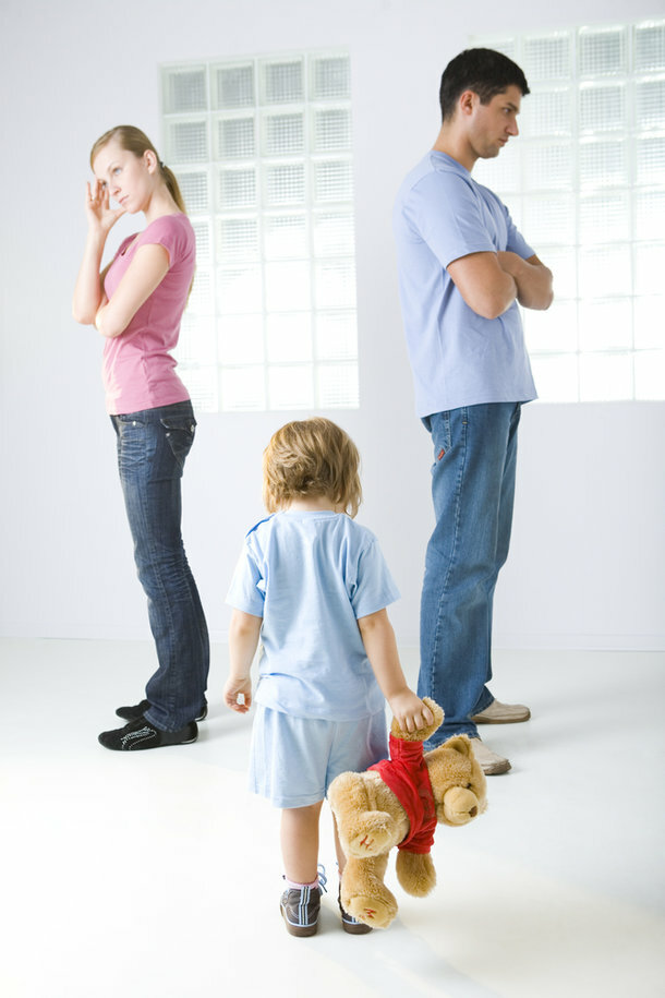 Ребенок после развода родителей: советы психолога