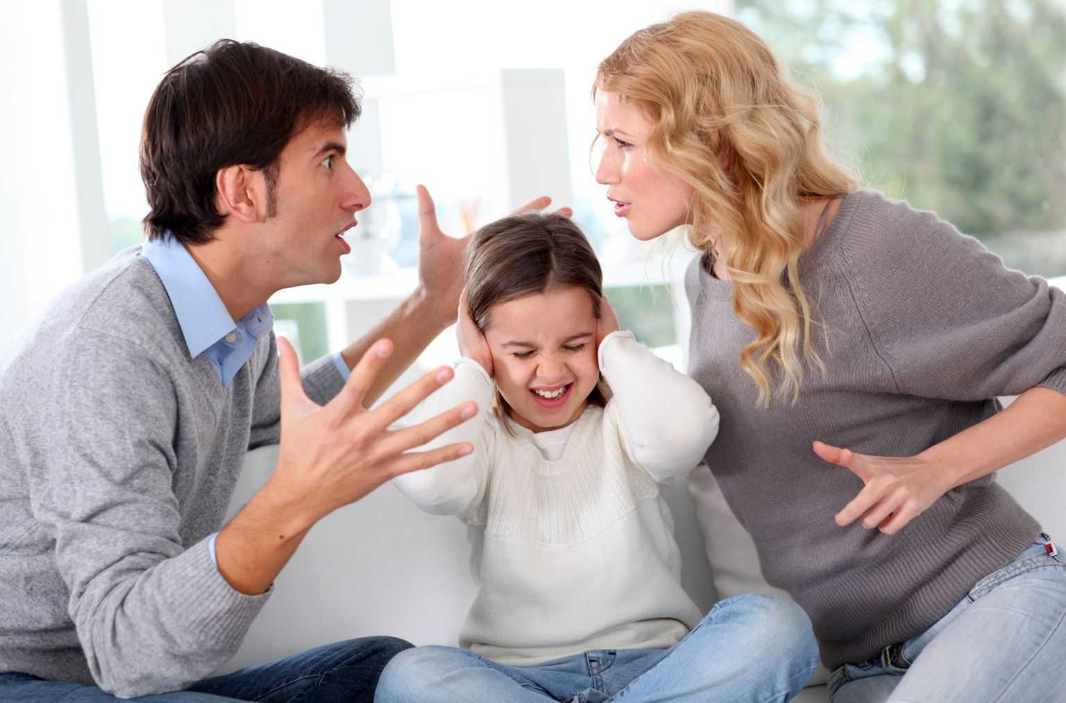 Как сказать ребёнку о разводе родителей – советы психолога