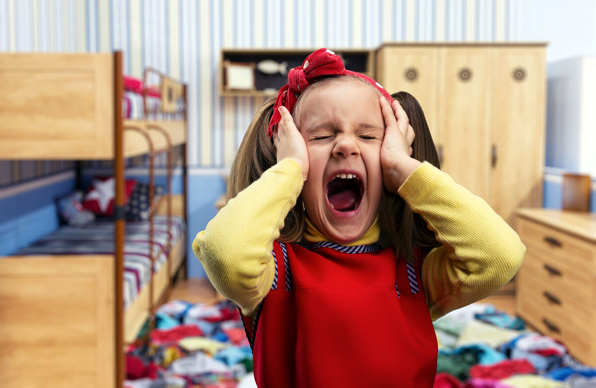 Ребенок боится школу (дидаскалейнофобия): что делать?
