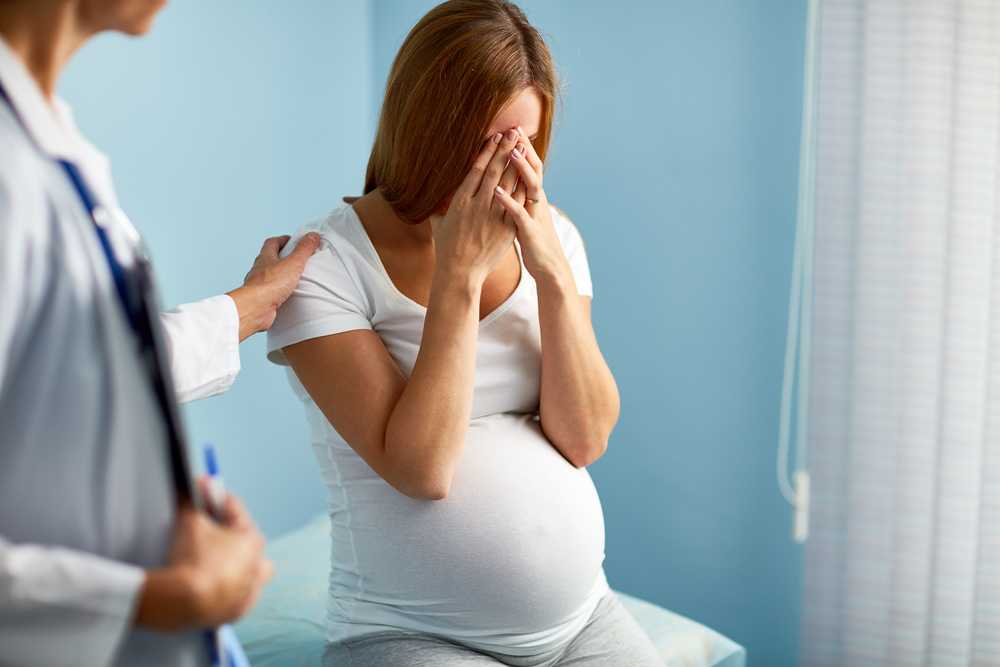 Мертворожденный ребенок: причины, ведение беременной, роды, последствия для женщины и советы врачей