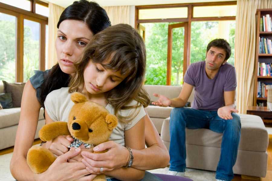 Отношения с детьми мужа от первого брака – что делать, если в них есть ревность или ненависть?